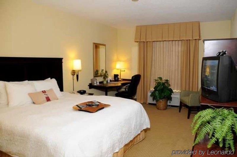 Hampton Inn & Suites Charlotte/Pineville Rum bild